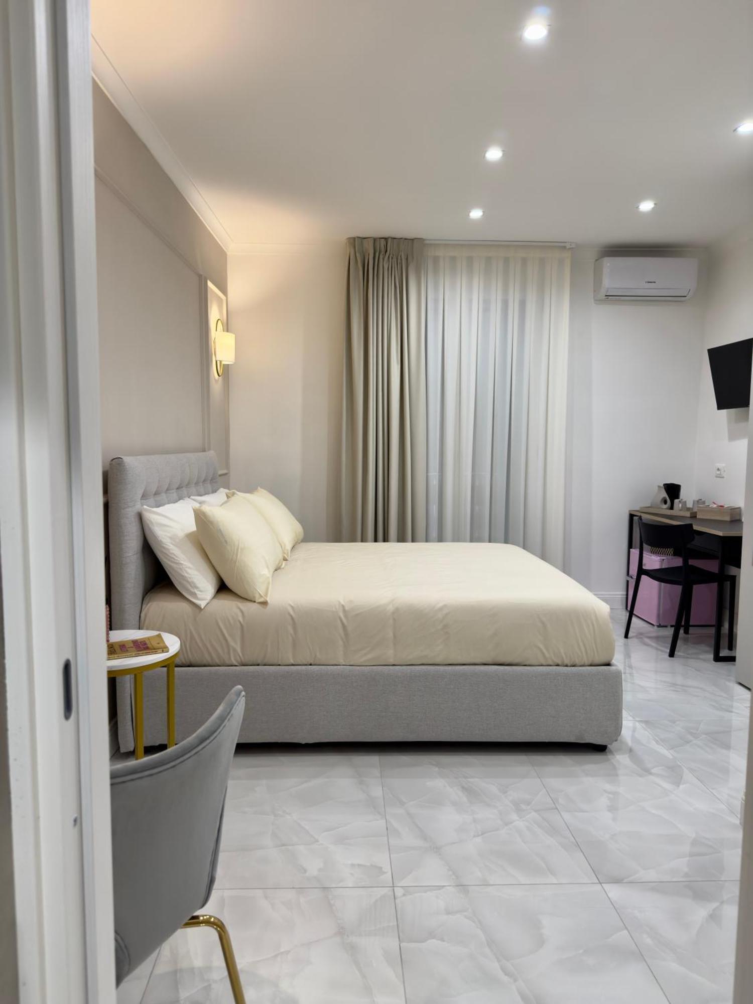 Carafa Rooms Неаполь Экстерьер фото