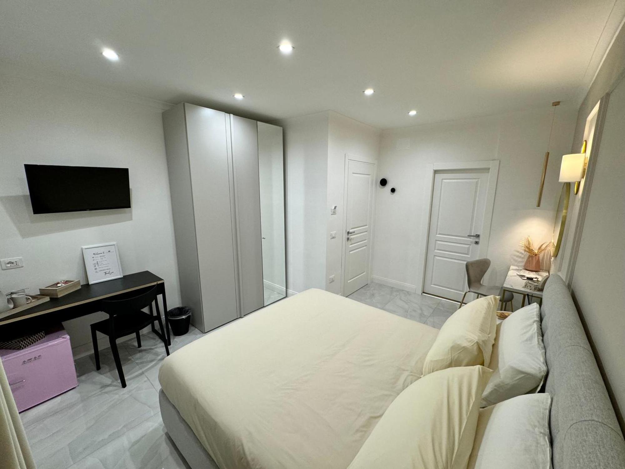 Carafa Rooms Неаполь Экстерьер фото